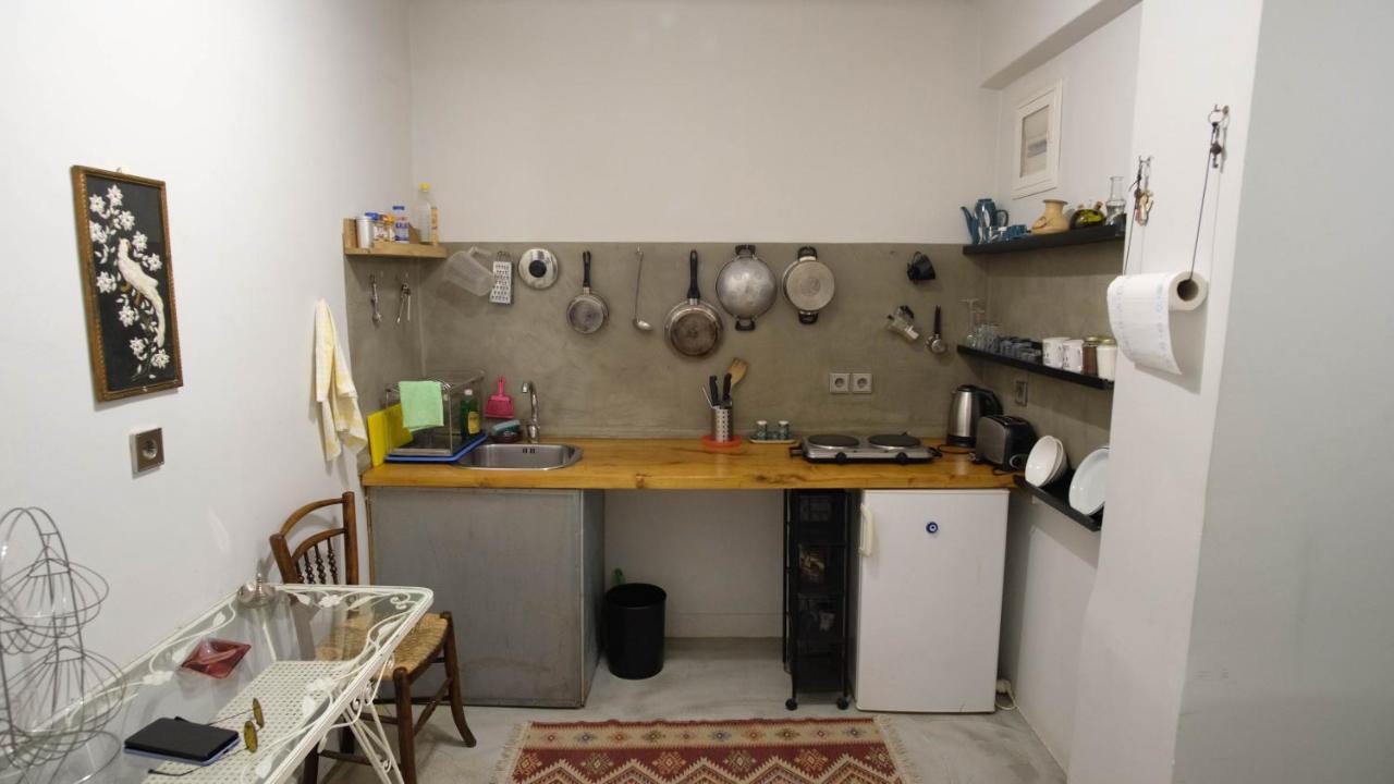Quiet And Central Flat With Private Backyard Garden Αθήνα Εξωτερικό φωτογραφία
